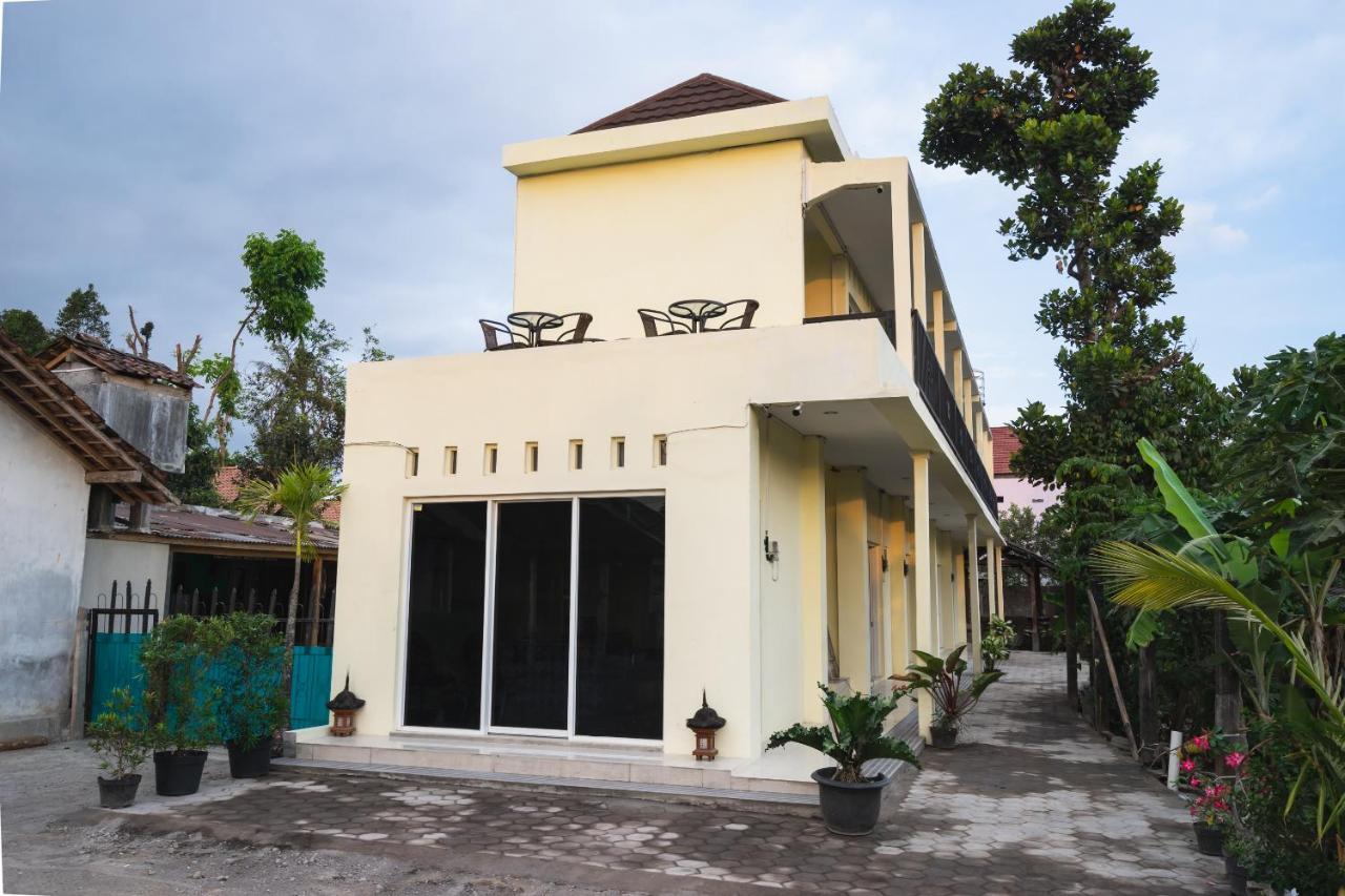 Oyo 1855 Elise Exclusive Residence Balong  Esterno foto